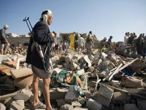 Санa, бомбардован штаб побуњеника 