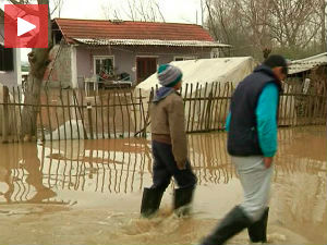 Топлица поново плави дољевачка села