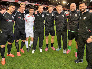 Енфилд се поклонио Џерарду и легендама