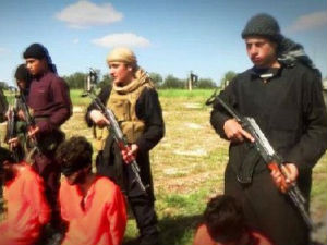 ИС објавио снимак погубљења осморице шиита