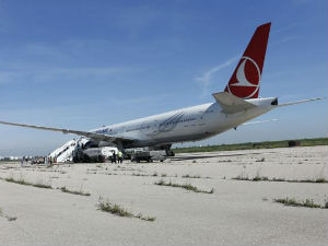 Лажна дојава о бомби у авиону "Туркиш ерлајнса"