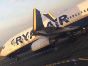 Авиони се "окрзнули" на писти у Даблину