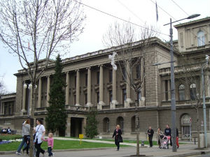 Председништво Србије: Паљење заставе ће бити кажњено