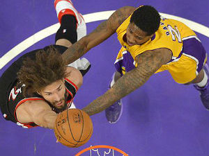 Сан Антонио декласирао Денвер, рекорд Вучевића