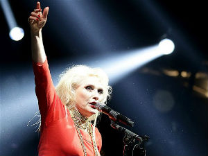 Група „Блонди“ гостује на Морисијевој турнеји