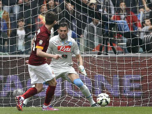 Пјанић срушио Наполи, Фјорентина лако са Сампдоријом