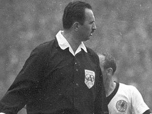 Преминуо Константин Зечевић