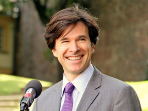 Амбасадор Шапиро одговара Земану