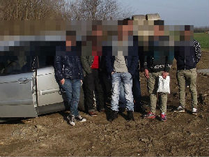 Хапшење због кријумчарења сиријских миграната
