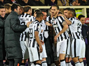 Јуве у финалу Купа, "прегазио" Фиорентину 