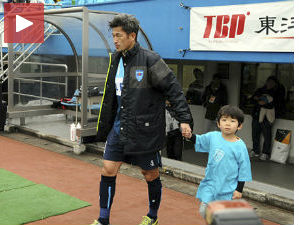 Најстарији фудбалер света игра као дечачић!