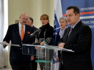 Дачић: Спорно што мало ко реагује на Рамину изјаву