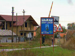 Задња кућа, Србија: Шајкаш