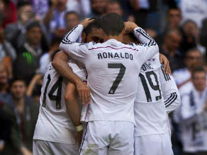 Реал сигуран против Еибара, Барси бод у Севиљи