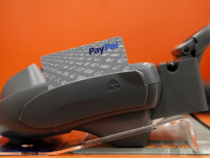Омогућен пријем новца преко "Пејпала"