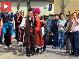 Ускршњи обичај "Дреља Огореља"