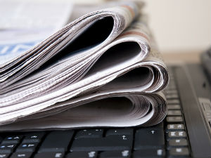 Новинарење