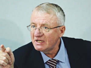 Шешељ тражи разрешење Сержа Брамерца