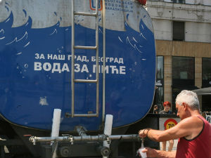 Цистерне са пијаћом водом послате у Панчево