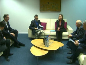 Могеринијева следеће недеље са Вучићем и Мустафом