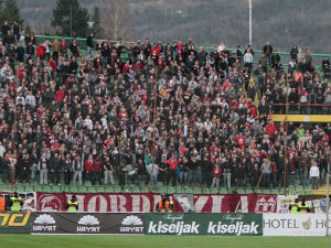 "Хорде зла" упале у свлачионицу ФК Сарајева 