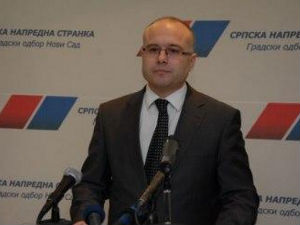 Вучевић поново председник новосадског СНС-а