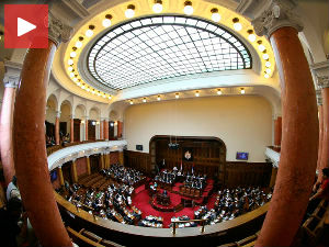 Новчане казне или друштвено-користан рад за посланике