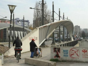 Малолетни Албанци приведени у Северној Митровици
