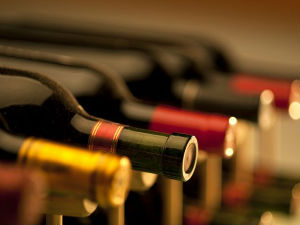 Стиже 650.000 литара флашираног вина са Косова