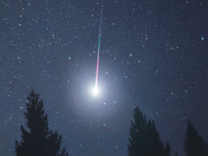 Вечерас јака метeорска киша – врхунац Лирида