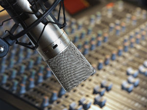 Пунолетство прве српске радио емисије у Швајцарској