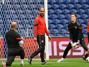 Гвардиола остаје до лета 2016. године