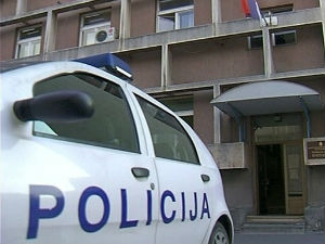 Хапшење због крађе акумулатора