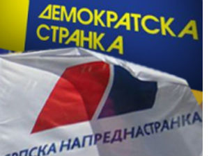 СНС: ДС свуда опсесивно види Вучића