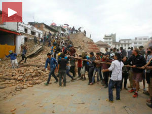 Снажан земљотрес у Непалу, више од 1.500 мртвих