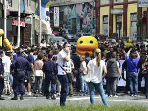 Једни протестују, други подржавају "Београд на води"