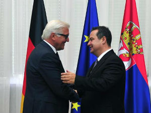 Штајнмајер: Нико не поставља нове услове Србији