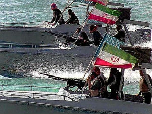 Иран запленио трговачки брод, Американци послали разарач