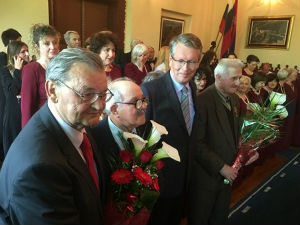 Одликовања Русије за два борца из Апатина