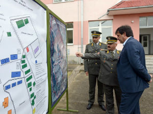 Гашић: Повратак војске у Сурдулицу можда већ крајем 2015.