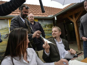 Подељена прва „држављанства Либерланда“