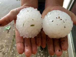 У Тексасу падао град какав дуго није виђен