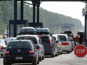 Гужва на граничном прелазу Бачки Виногради