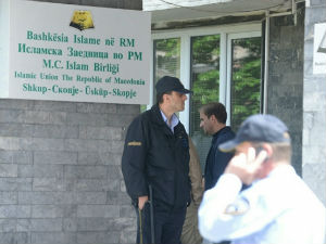 Македонија, пуцањ у јединство исламске заједнице