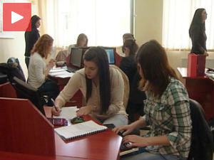 Школа у којој се учи и прави профит