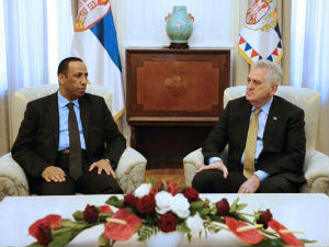 Николић разговарао са амбасадором Емирата