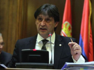 Гашић оштро критикује Јанковића