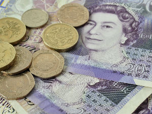 Скок на лондонској берзи и раст фунте после победе Камерона