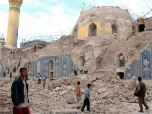 Ирак, три бомбашка напада на џамије