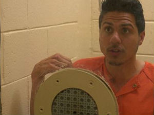 Нисам пљачкаш, замолио сам их да ми дају новац!